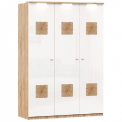 Шкаф трехстворчатый с декоративными накладками Любимый дом Фиджи 002 Дуб Золотой Белый